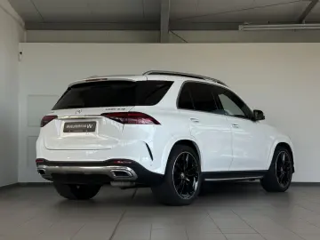 MERCEDES-BENZ GLE 450 AMG LINE  PANO HUD 360 DIST LUFT 7SITZ