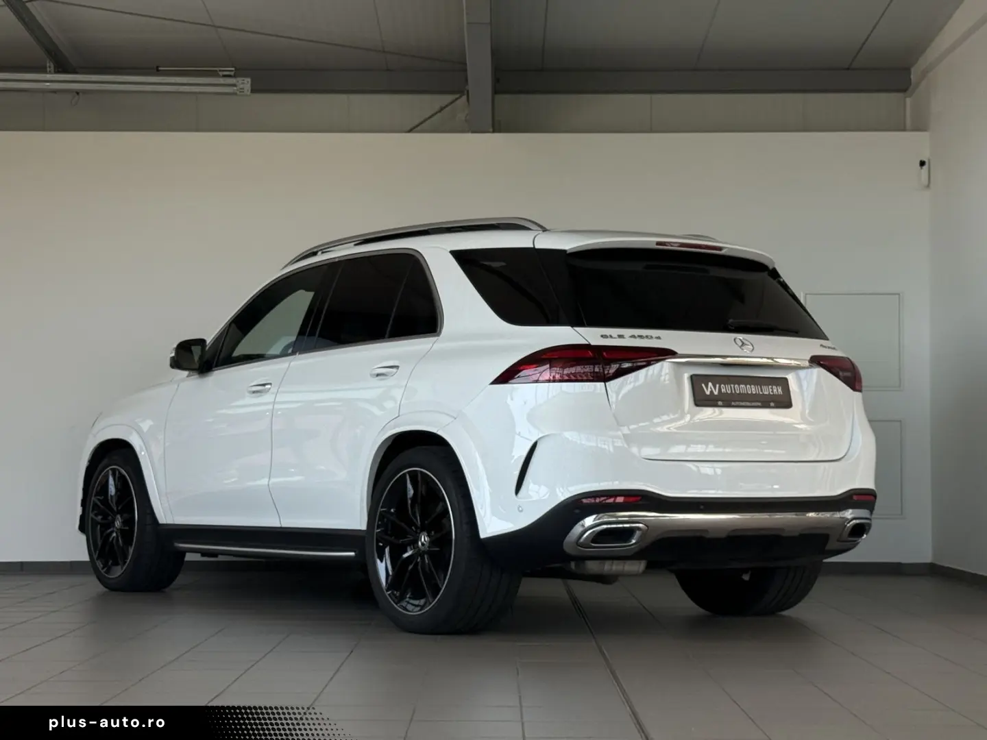 MERCEDES-BENZ GLE 450 AMG LINE  PANO HUD 360 DIST LUFT 7SITZ
