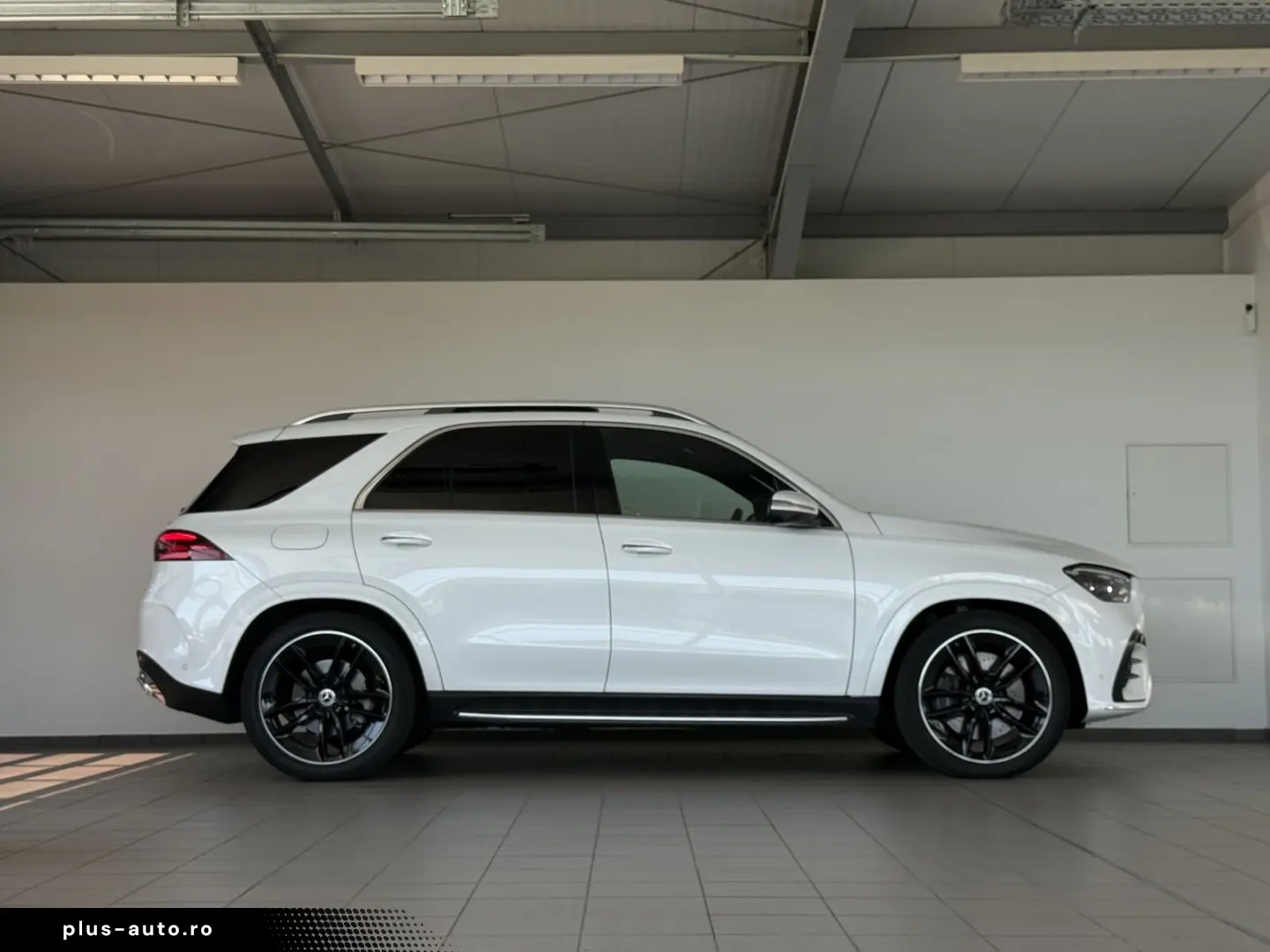 MERCEDES-BENZ GLE 450 AMG LINE  PANO HUD 360 DIST LUFT 7SITZ