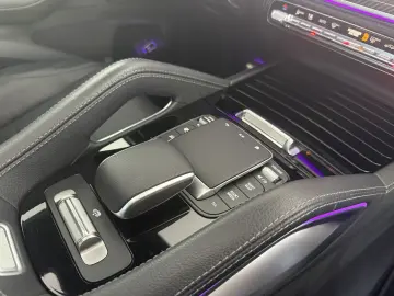 MERCEDES-BENZ GLE 450 AMG LINE  PANO HUD 360 DIST LUFT 7SITZ