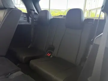 MERCEDES-BENZ GLE 450 AMG LINE  PANO HUD 360 DIST LUFT 7SITZ
