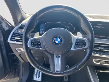 BMW X5 xDrive40d (M-Sport Navi AHK HUD H K ACC WLAN)