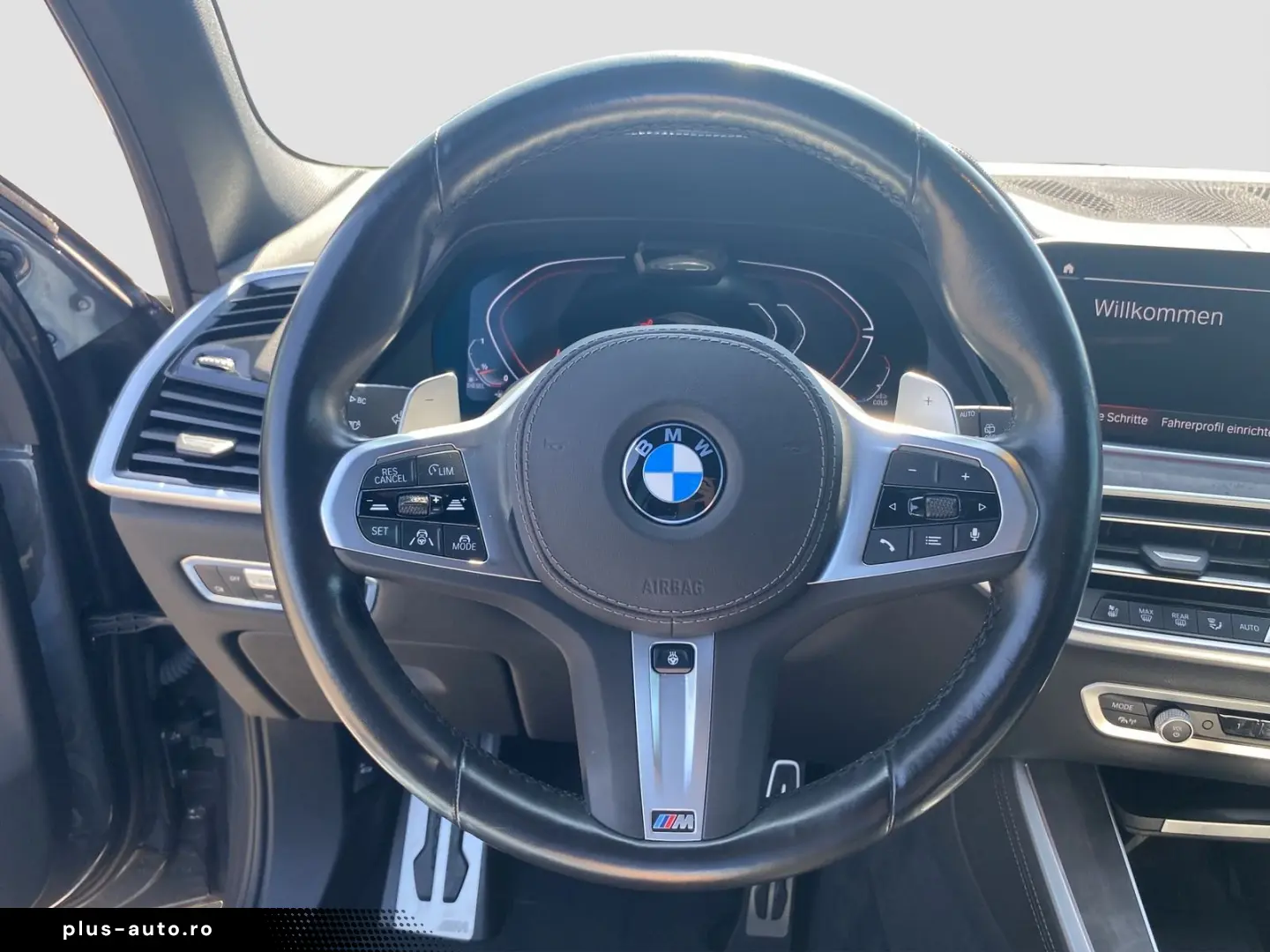 BMW X5 xDrive40d (M-Sport Navi AHK HUD H K ACC WLAN)