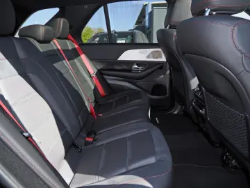 MERCEDES-BENZ GLE 53 AMG 4M  22''AMG PANO …