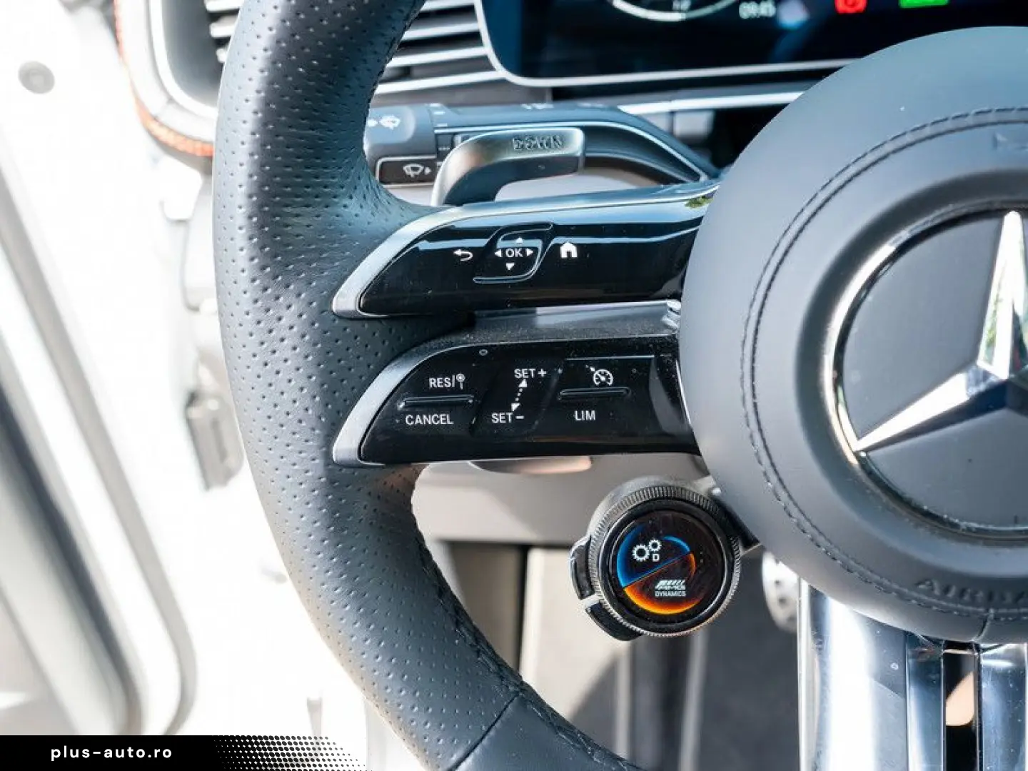 MERCEDES-BENZ GLE 2025 — imagine 14