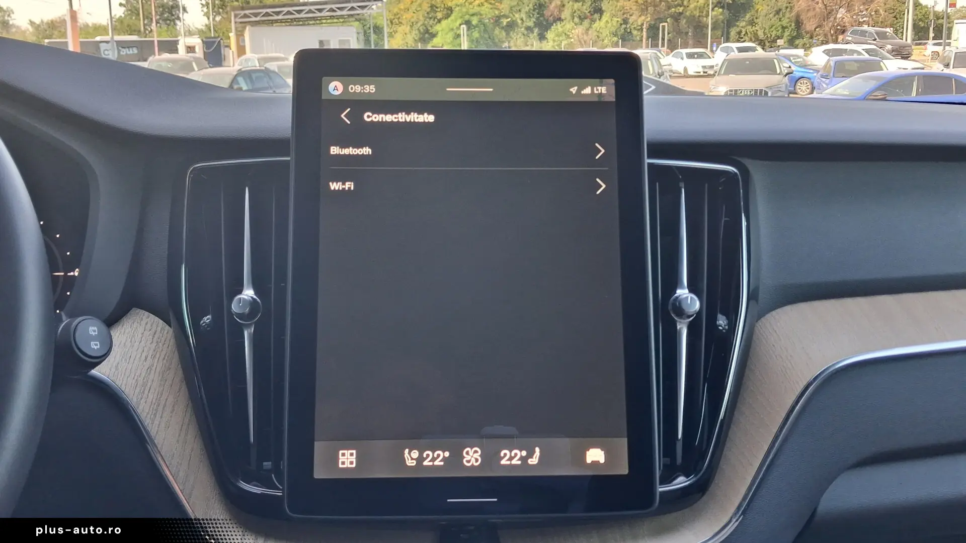Volvo XC60 PLUS DARK T6 AT8 EAWD