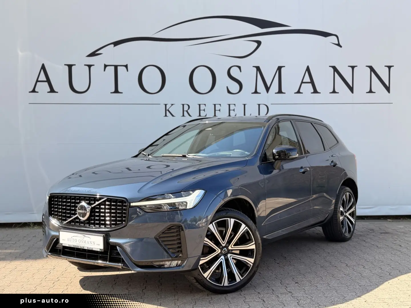 VOLVO XC60 B5 D AWD Geartronic RDesign   PANO   360