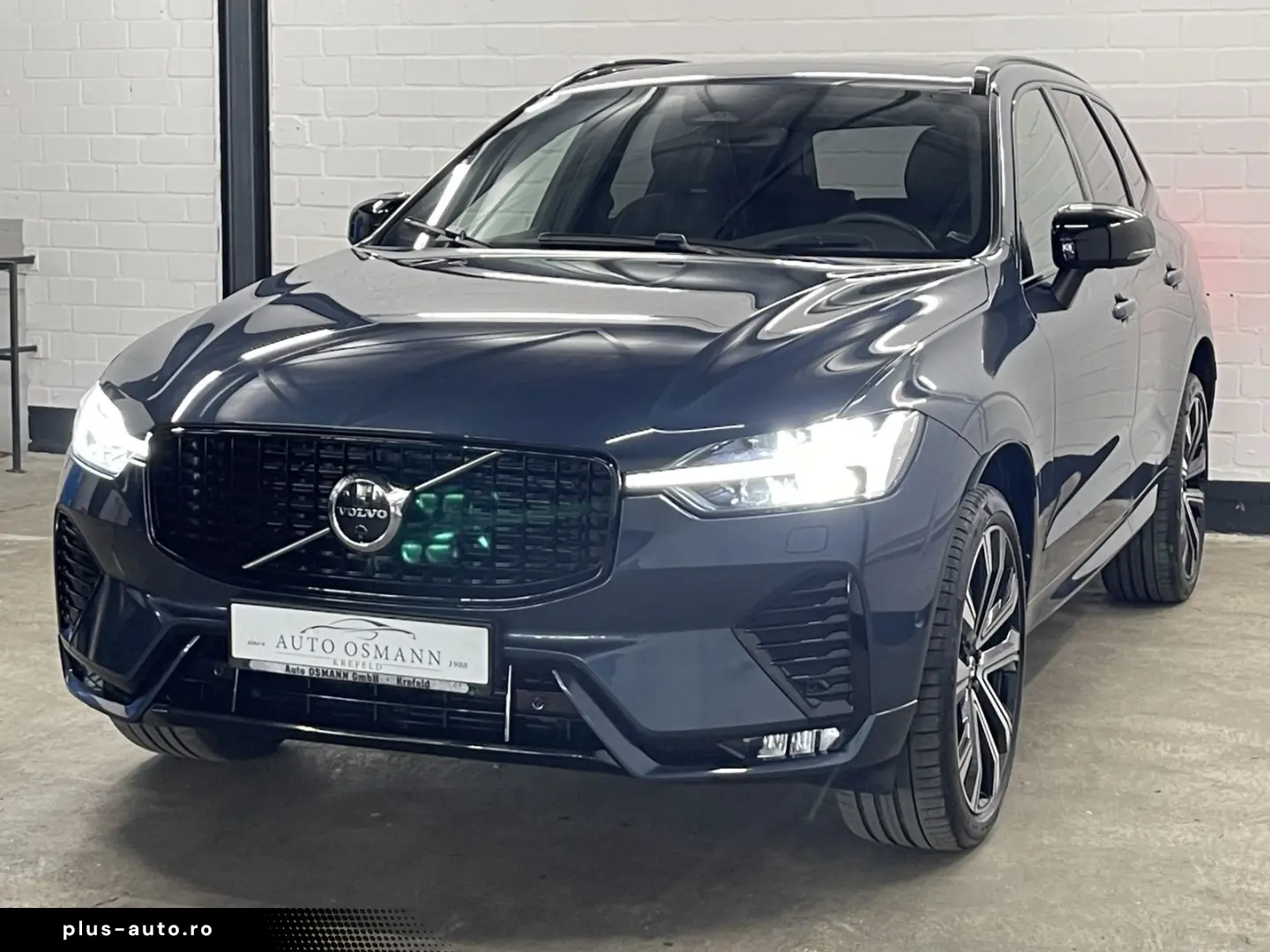 VOLVO XC60 B5 D AWD Geartronic RDesign   PANO   360