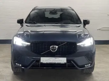 VOLVO XC60 B5 D AWD Geartronic RDesign   PANO   360