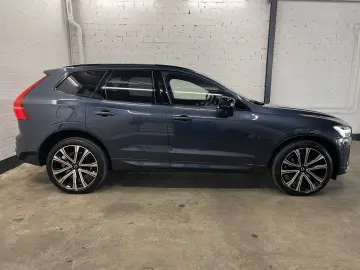 VOLVO XC60 B5 D AWD Geartronic RDesign   PANO   360