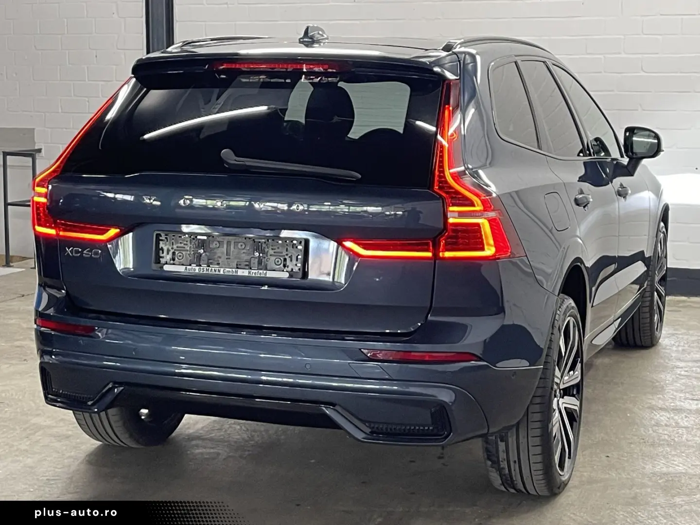 VOLVO XC60 B5 D AWD Geartronic RDesign   PANO   360