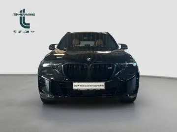 BMW X5 M60i