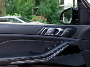 BMW x5 xDrive40i