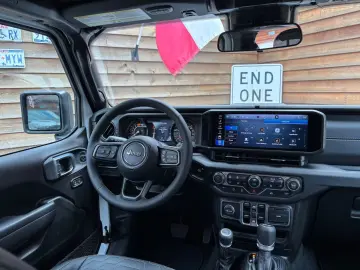 Jeep Wrangler 3 6L Sports S 4X4 Alpine ACC LED AHK