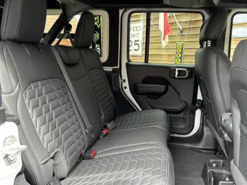 Jeep Wrangler 3 6L Sports S 4X4 Alpine ACC LED AHK
