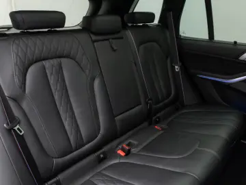 BMW X5 xD30d M Sport Pro Panoram 360 HUD DAB H K AHK