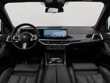 BMW X5 xD30d M Sport Pro Panoram 360 HUD DAB H K AHK