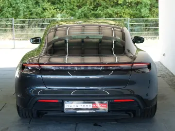 PORSCHE Taycan GTS Pano NightVision HeadUp Sitzklima Mas
