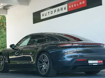 PORSCHE Taycan GTS Pano NightVision HeadUp Sitzklima Mas