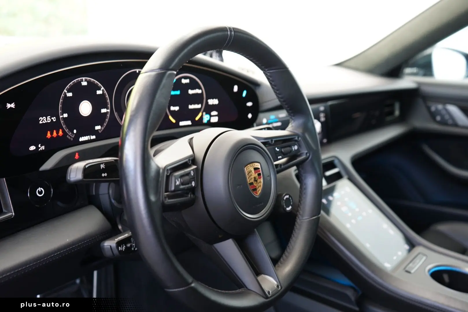 PORSCHE Taycan GTS Pano NightVision HeadUp Sitzklima Mas