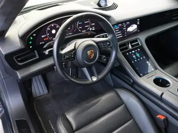 PORSCHE Taycan GTS Pano NightVision HeadUp Sitzklima Mas