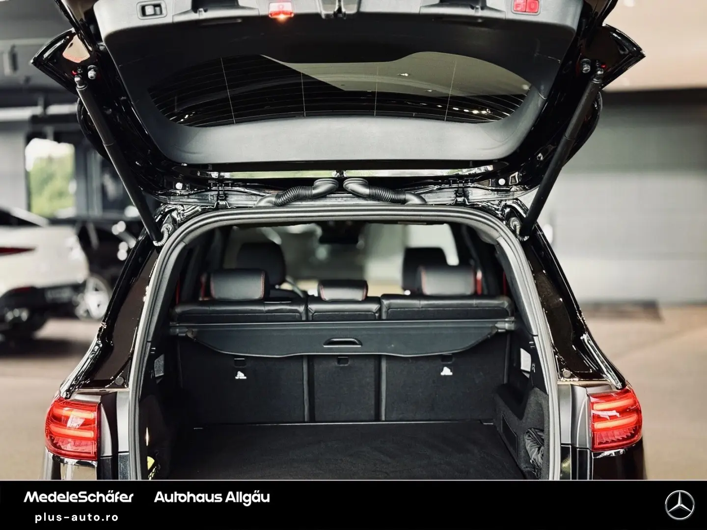 MERCEDES-BENZ GLB 35 AMG 4M Night Premium