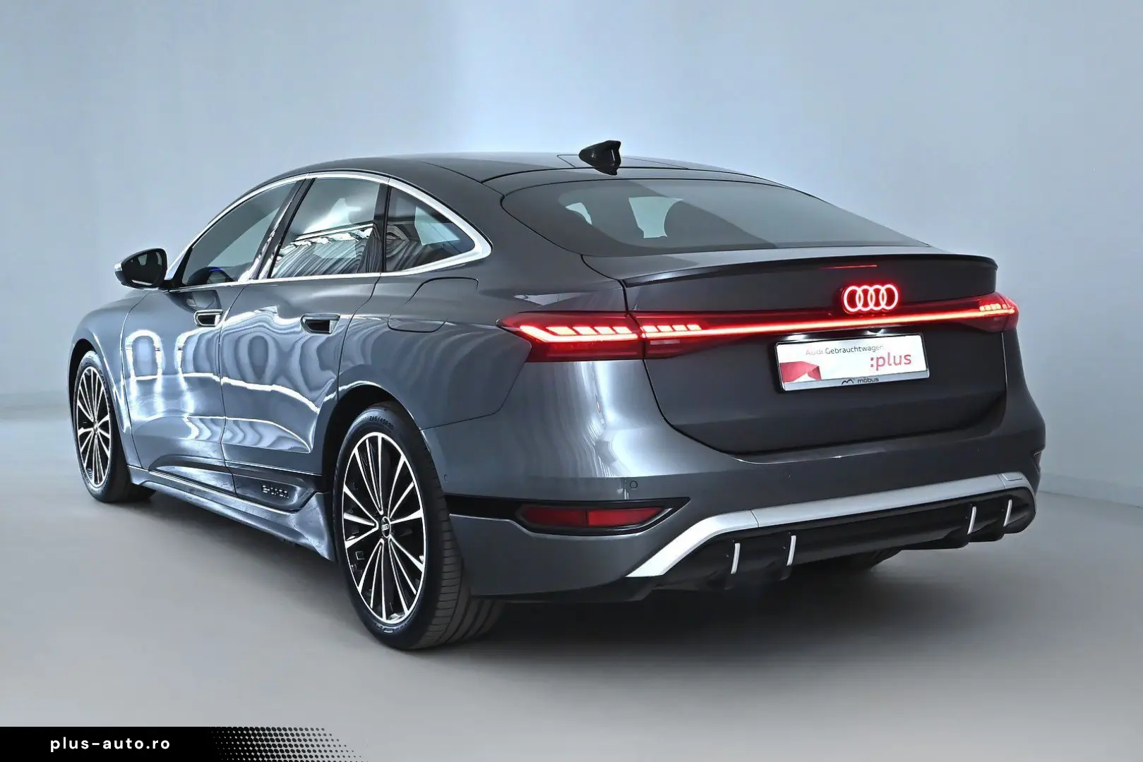 AUDI S6 Sportback e-tron qua 370 kW B&O PANO HUD NAVI
