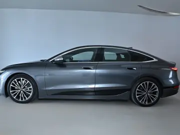 AUDI S6 Sportback e-tron qua 370 kW B&O PANO HUD NAVI