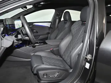 AUDI S6 Sportback e-tron qua 370 kW B&O PANO HUD NAVI