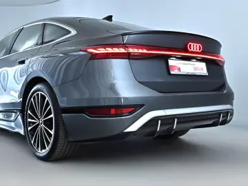 AUDI S6 Sportback e-tron qua 370 kW B&O PANO HUD NAVI