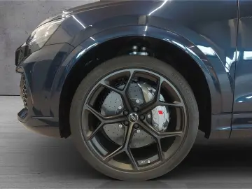 AUDI RSQ8 performance 305KM H LASER 23 KERAMIK B&O PA