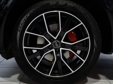 AUDI Q5 50 TDI Sportback S line