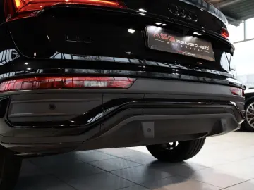 AUDI Q5 50 TDI Sportback S line