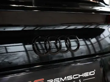 AUDI Q5 50 TDI Sportback S line