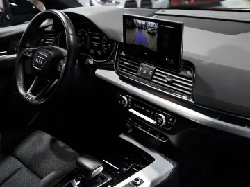 AUDI Q5 50 TDI Sportback S line