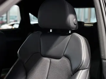 AUDI Q5 50 TDI Sportback S line