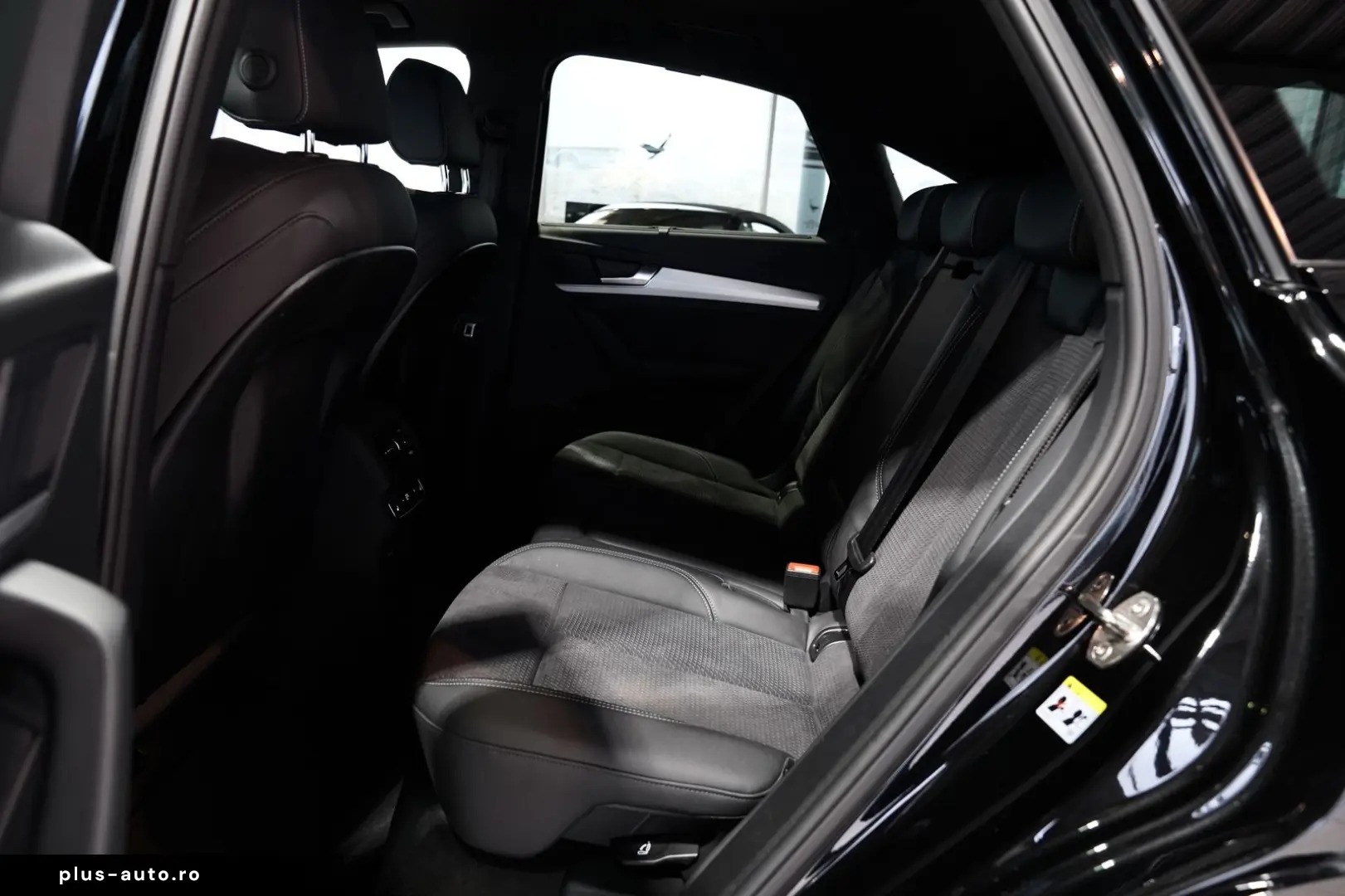 AUDI Q5 50 TDI Sportback S line