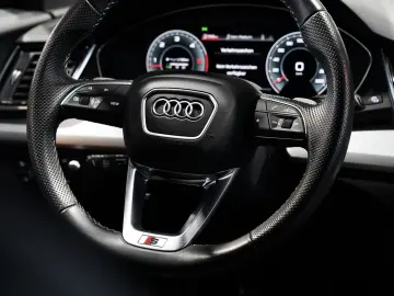 AUDI Q5 50 TDI Sportback S line