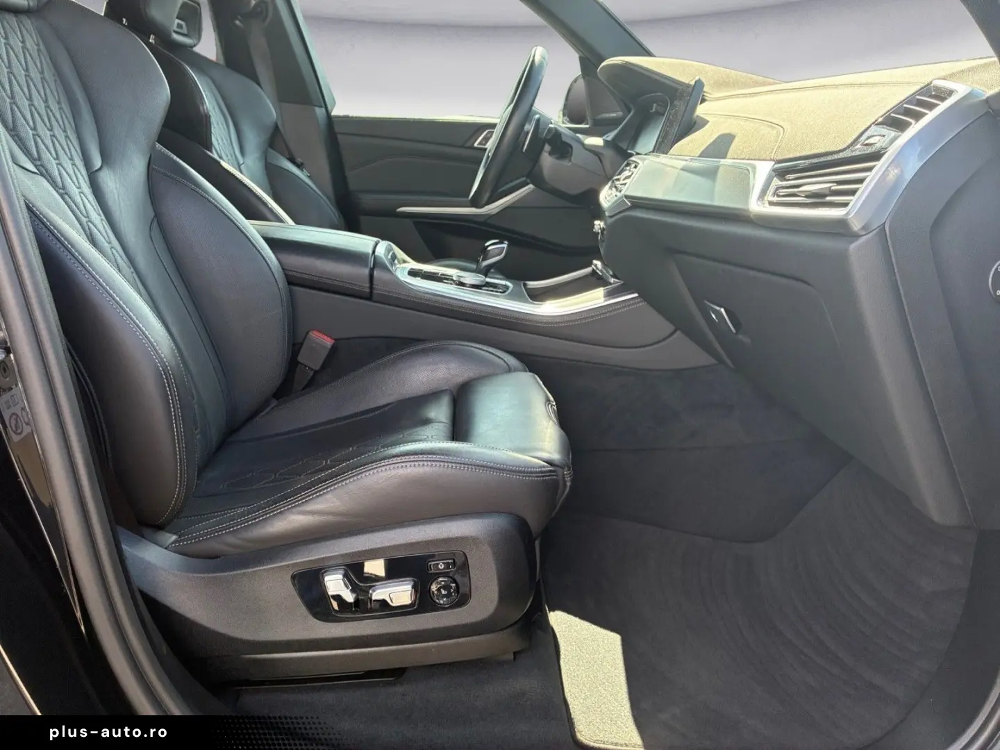 BMW X5 xDrive30d Navi Tempom.aktiv Laserlicht Glasda