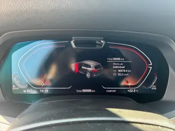 BMW X5 xDrive30d Navi Tempom.aktiv Laserlicht Glasda