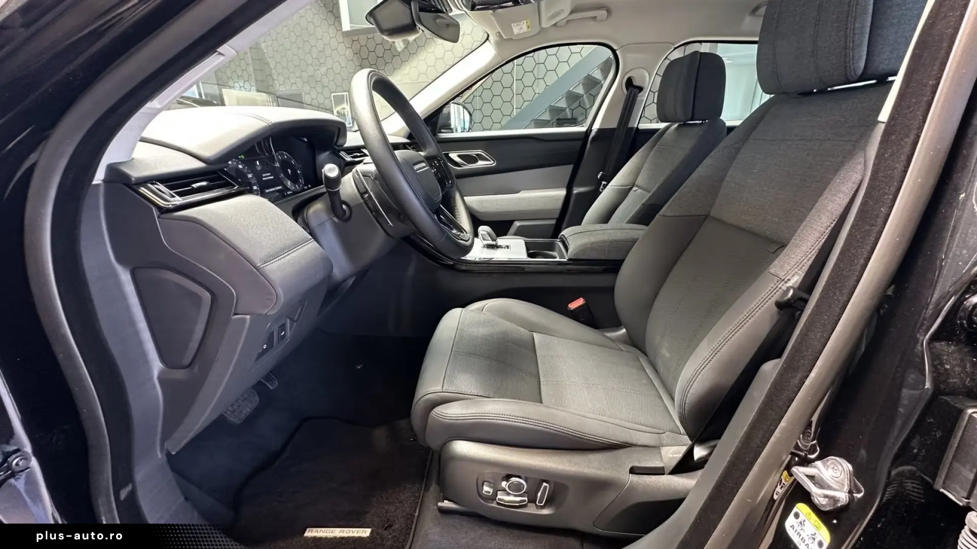 Land Rover Range Rover Velar P250 Velar S MY 2024