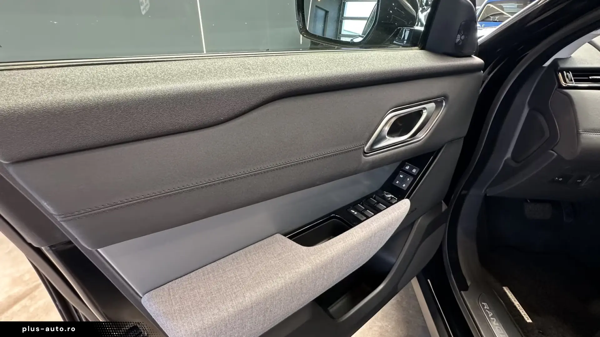 Land Rover Range Rover Velar P250 Velar S MY 2024