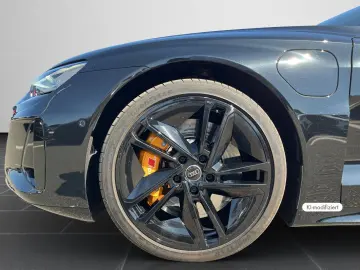 AUDI e-tron GT quattro 350kw MATRIX B&O 360  ACC OPS