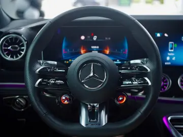 MERCEDES-BENZ 4-trg. 63 S E 4Matic  Performance Manufaktur