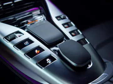 MERCEDES-BENZ 4-trg. 63 S E 4Matic  Performance Manufaktur