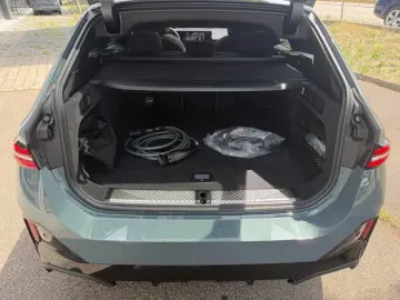 BMW 550e T.xDr.M Sport IntAktiv.Pano.AutoBahnAss.AHK
