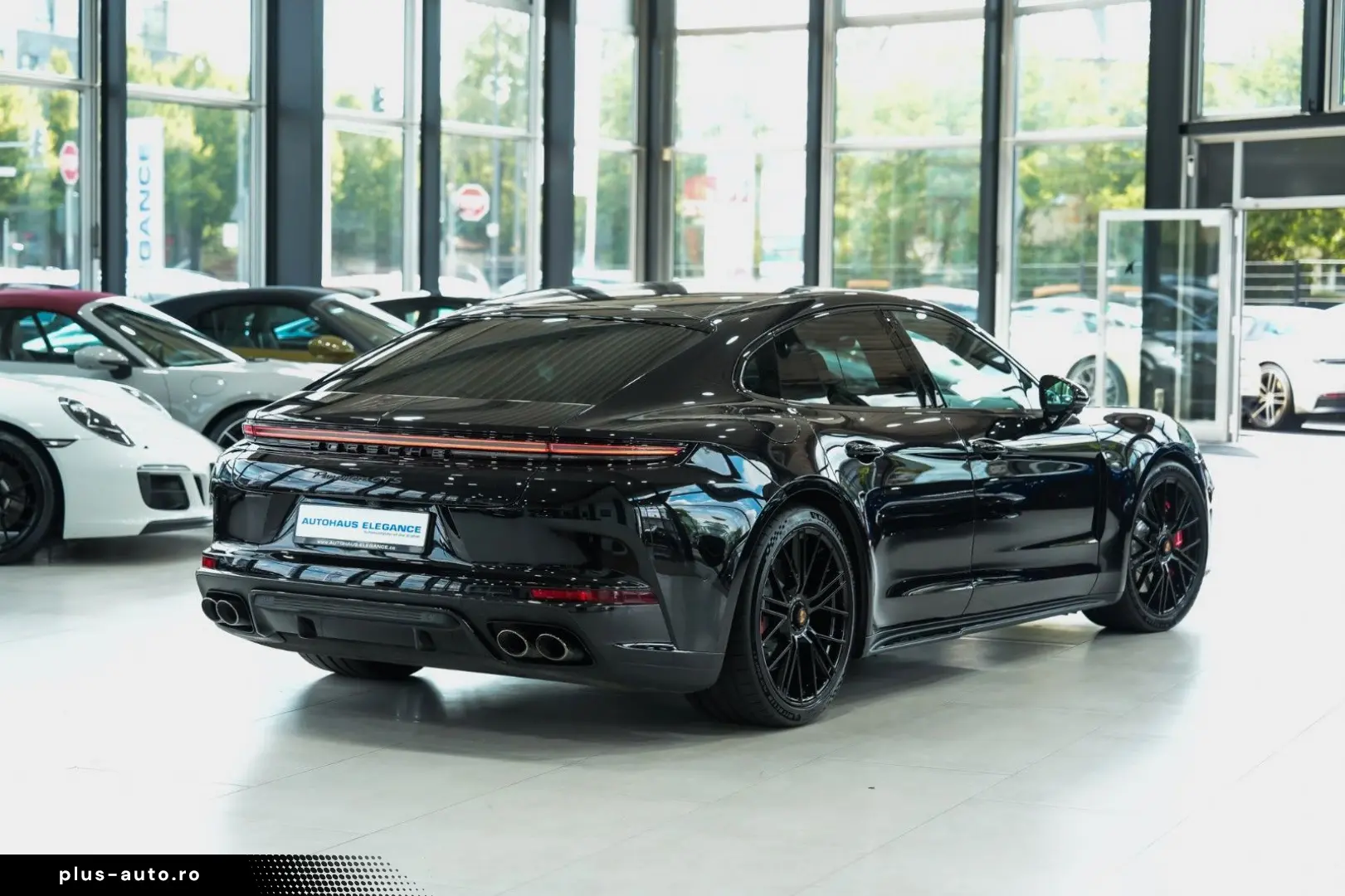 PORSCHE Panamera GTS PANO BOSE MASSAGE SOFT-CLOSE HUD