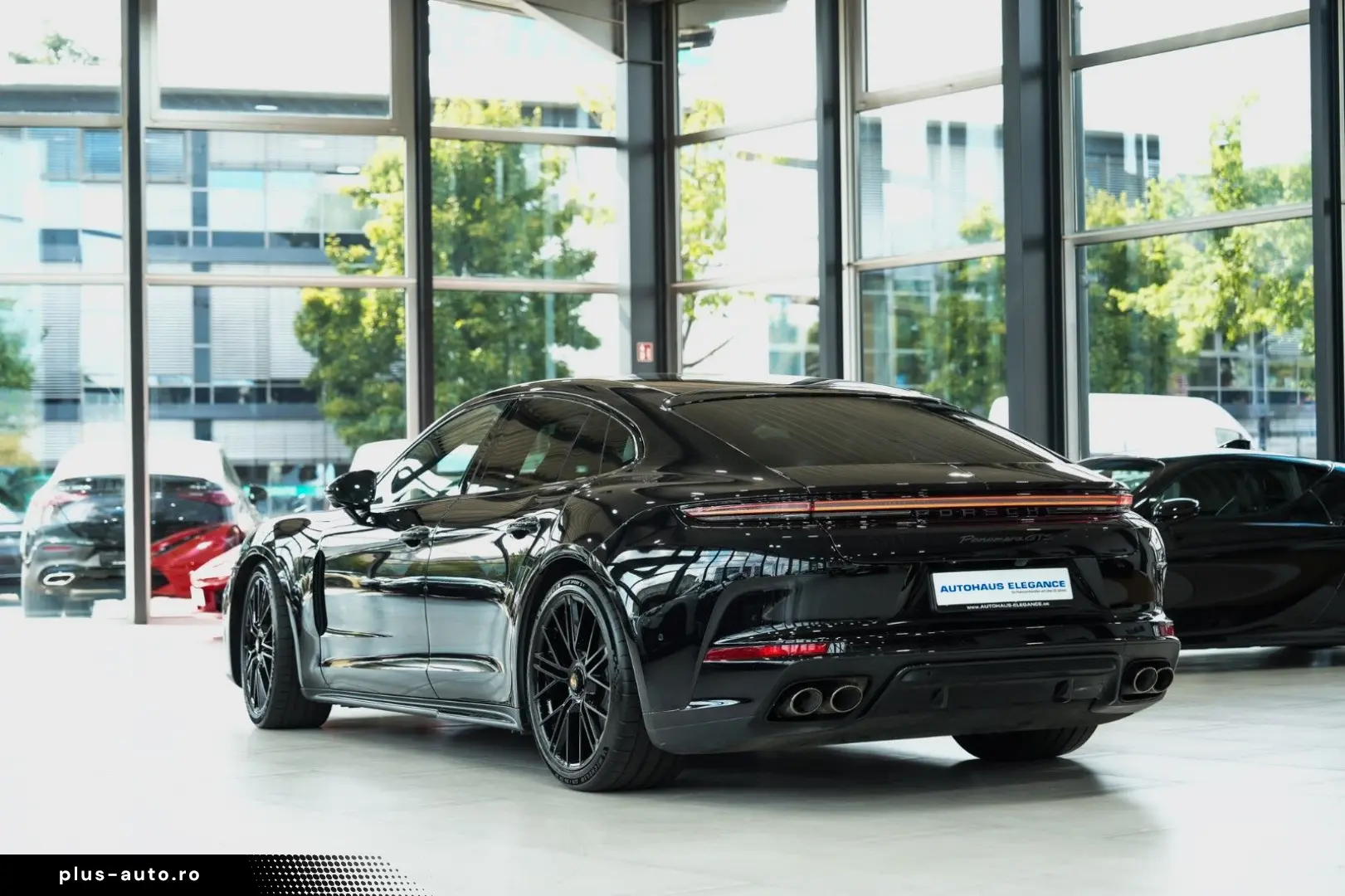 PORSCHE Panamera GTS PANO BOSE MASSAGE SOFT-CLOSE HUD