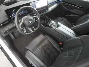 BMW 520 d M Sport AHK HUD STAHZ LED SOUND