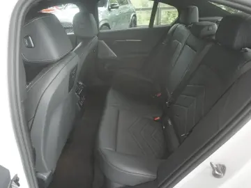 BMW 520 d M Sport AHK HUD STAHZ LED SOUND